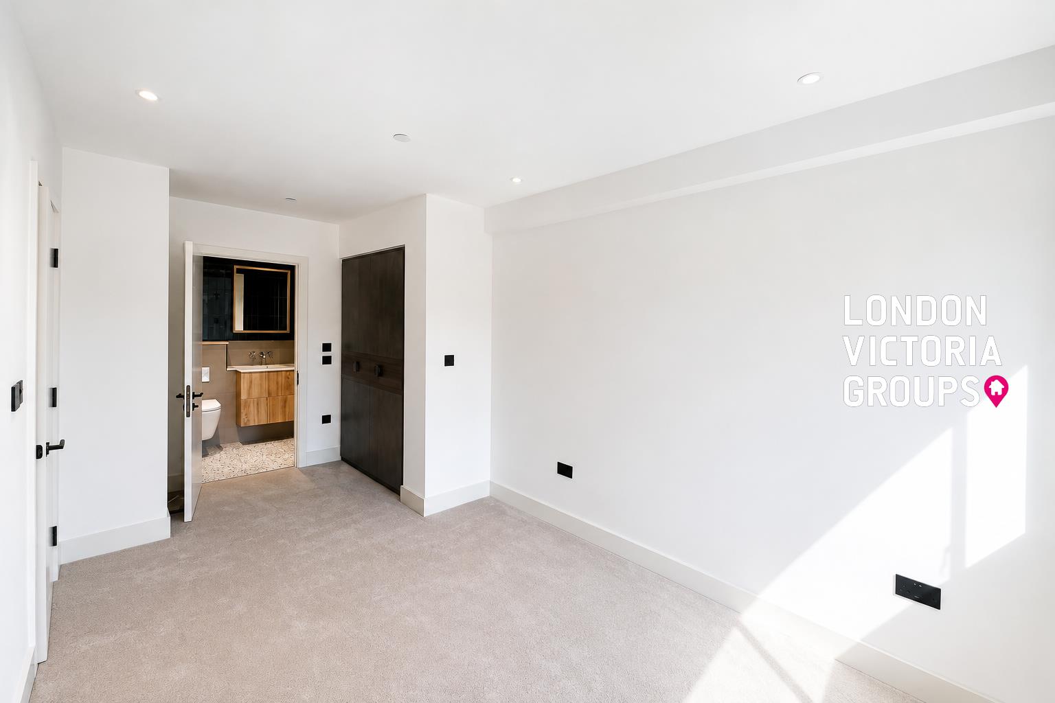 Munstead Apartments, 33 Danvers Avenue, London